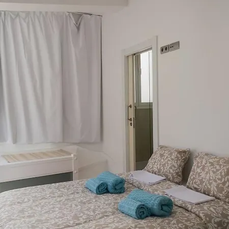 Apartamenticos Plaza Del Pilar Iii سرقسطة